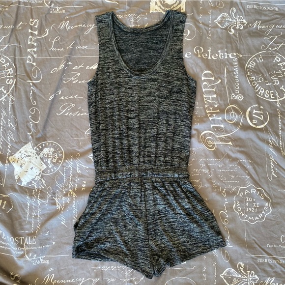 Wilfred Free Romper from Aritzia - Size XXS - Loungewear - Picture 2 of 6